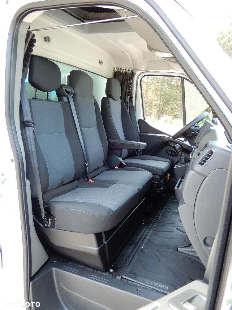 Renault Master 2.3 dCi 163 Km Chłodnia -20*C +30*C Funkcja Grzania Zasilanie V230 Izoterma 4.20 Cm 8 E.Palet Kabina Sypialniana WEBASTO Zawieszenie WZMACNIANE GWARANCJA FABRYCZNA - 30