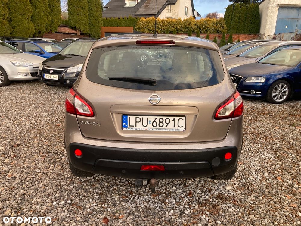 Nissan Qashqai 1.6 Visia - 9