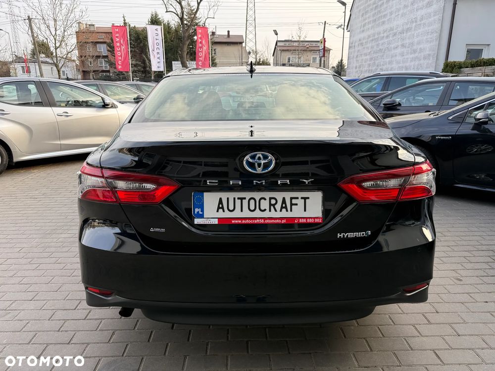 Toyota Camry 2.5 Hybrid Comfort CVT - 30