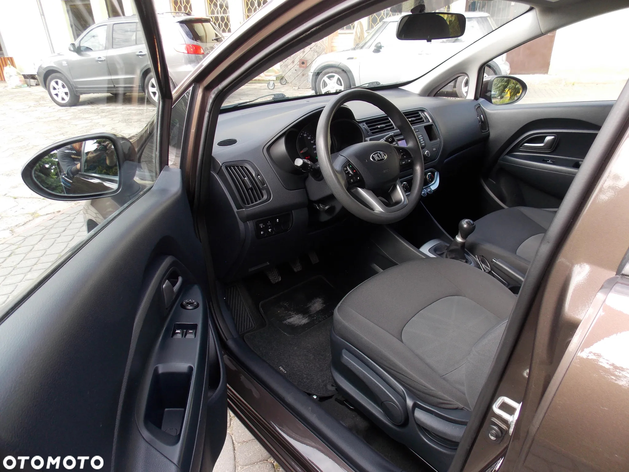 Kia Rio 1.2 Business Line - 20