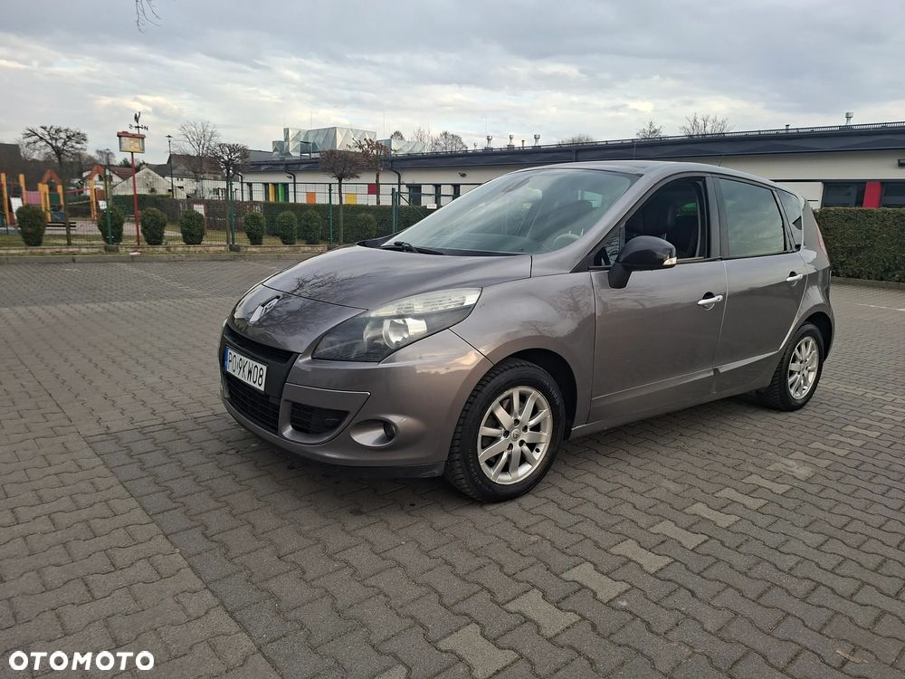 Renault Scenic - 8