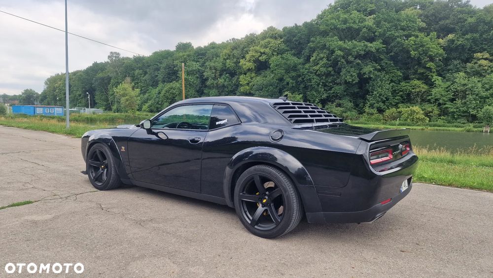Dodge Challenger Automatik R/T Plus Scat Pack - 4
