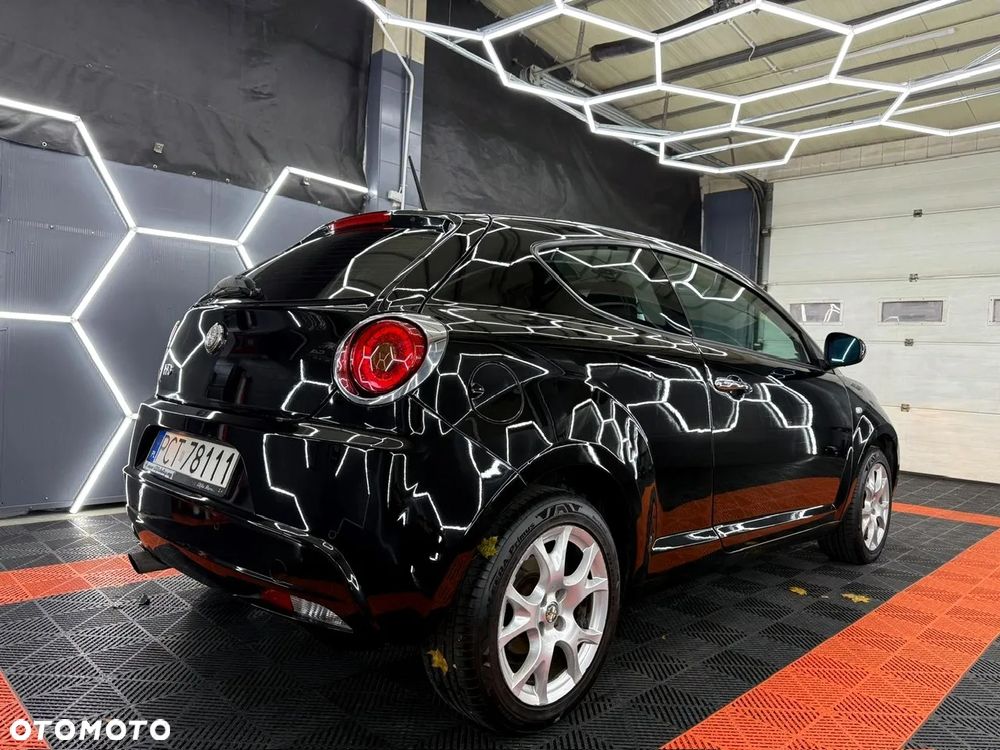 Alfa Romeo Mito 1.6 JTDM Turismo - 10
