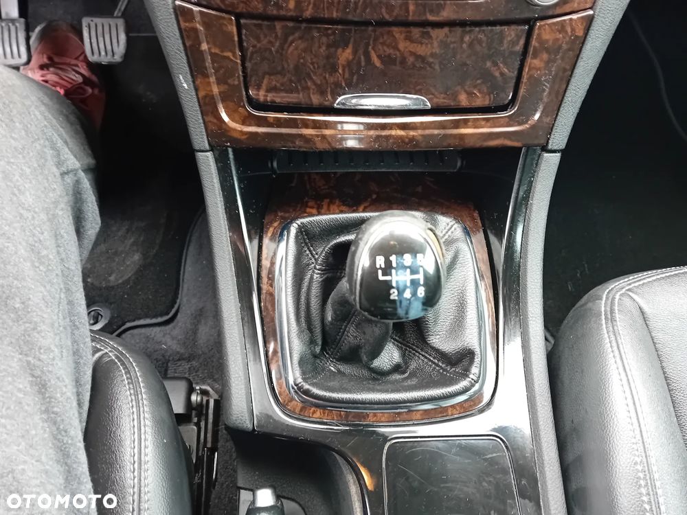 Ford Mondeo Turnier 2.0 TDCi Ambiente - 21