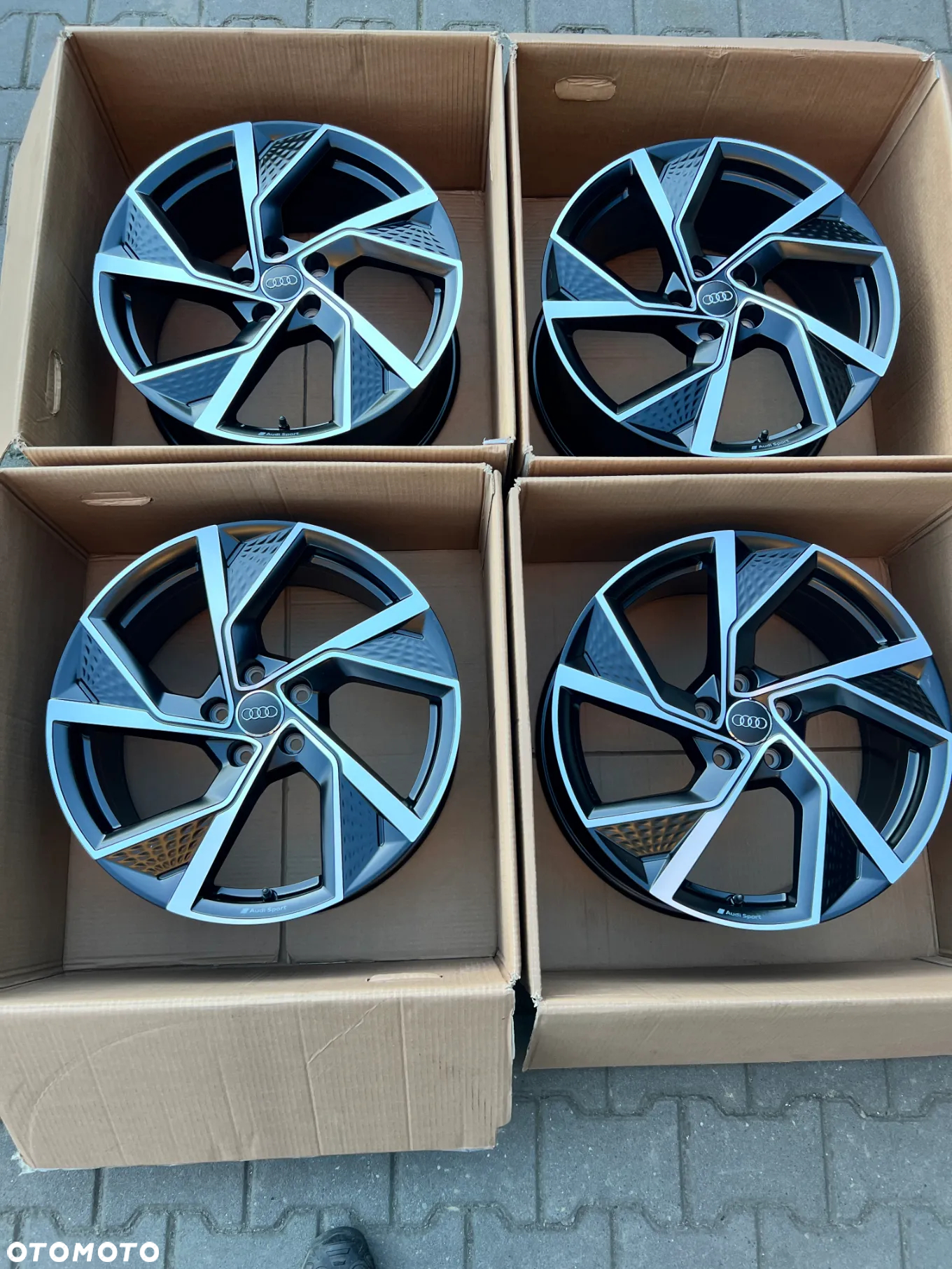 Felgi Audi A3 S3 8y0 19'' Audi Sport - 2