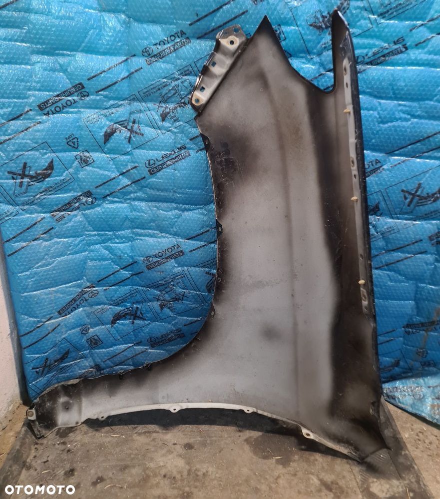 Błotnik prawy Toyota Land Cruiser 150 - 2