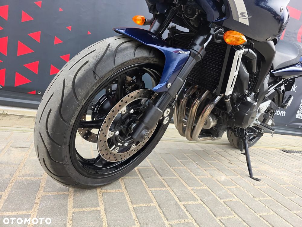 Yamaha FZ6 - 25