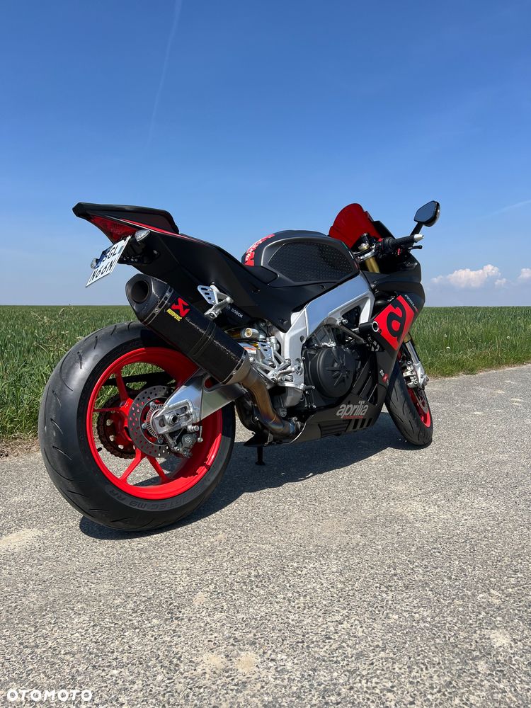 Aprilia RSV - 18