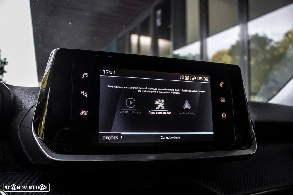 Peugeot 2008 1.5 BlueHDi Allure EAT8 - 39