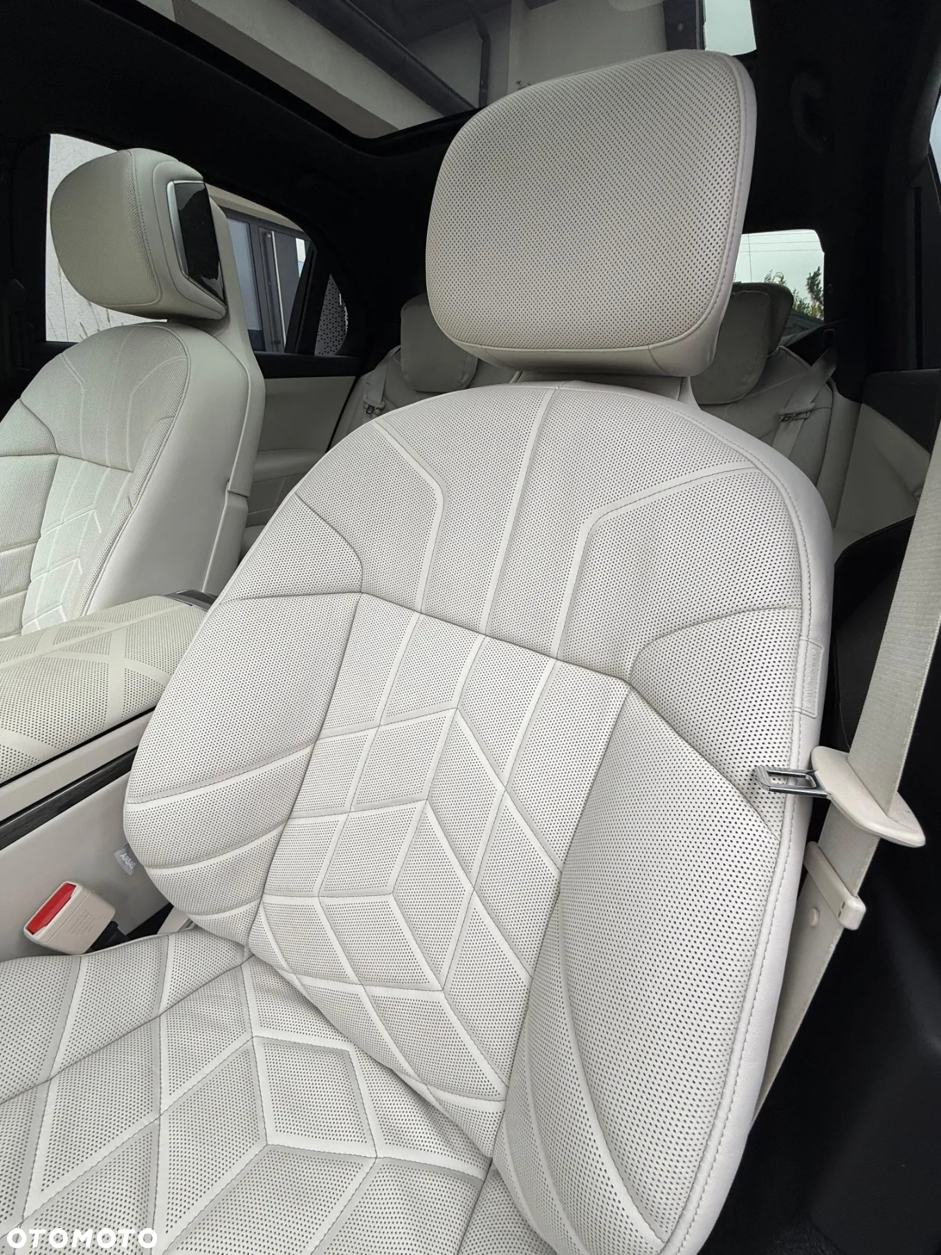 BMW Seria 7 - 16