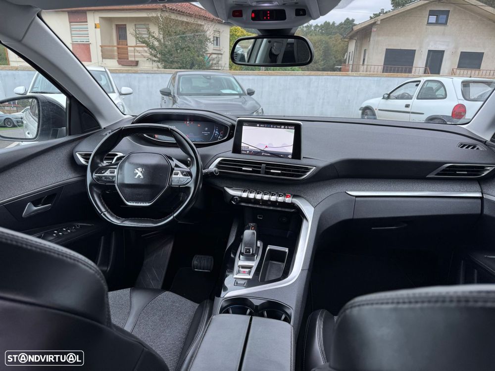 Peugeot 3008 1.6 BlueHDi Allure EAT6 - 29