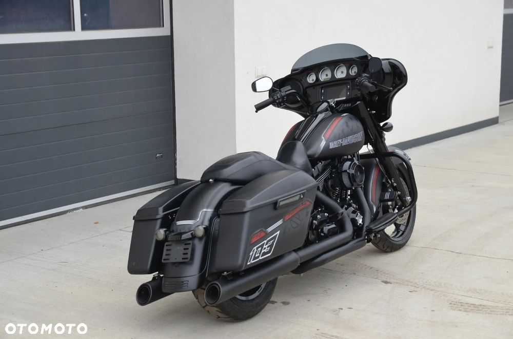 Harley-Davidson Touring Street Glide - 27