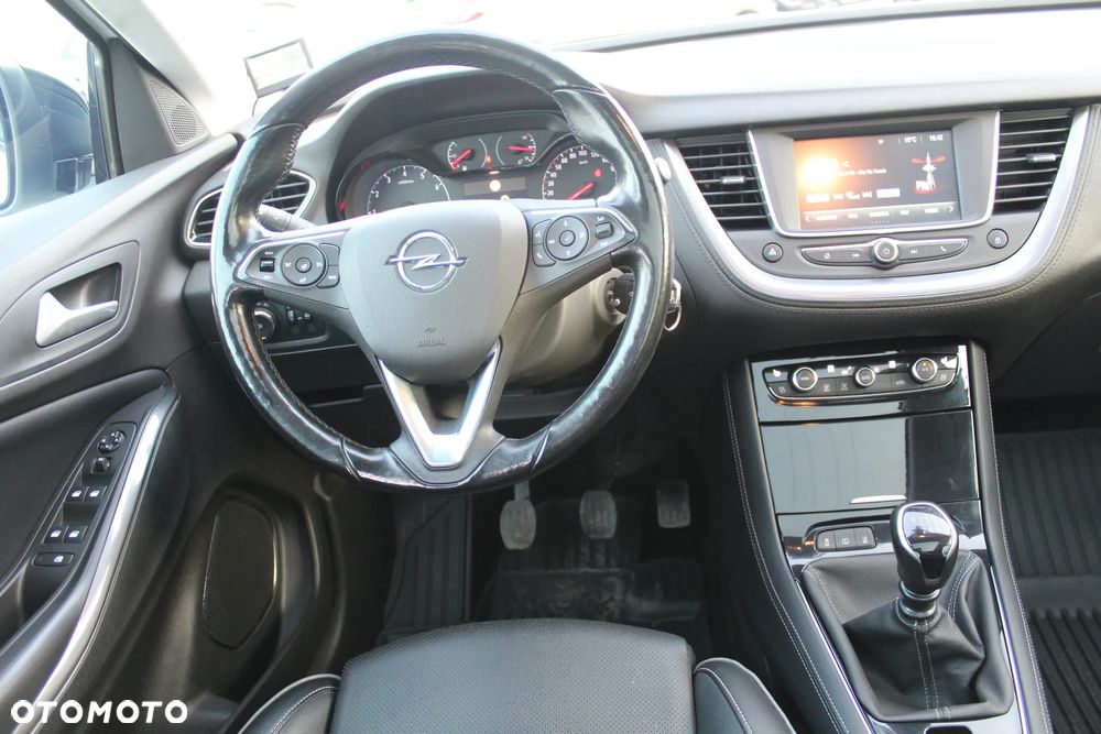 Opel Grandland X 1.6 D Start/Stop INNOVATION - 19