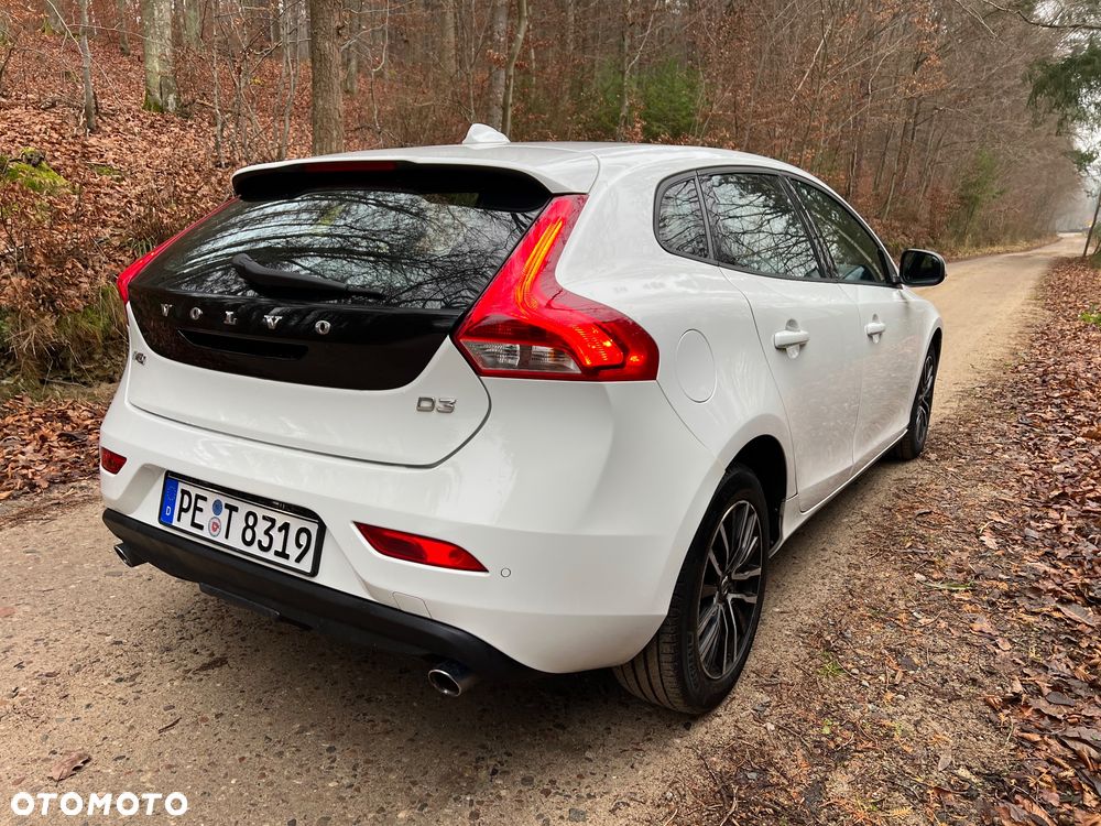 Volvo V40 D3 Geartronic Inscription - 19