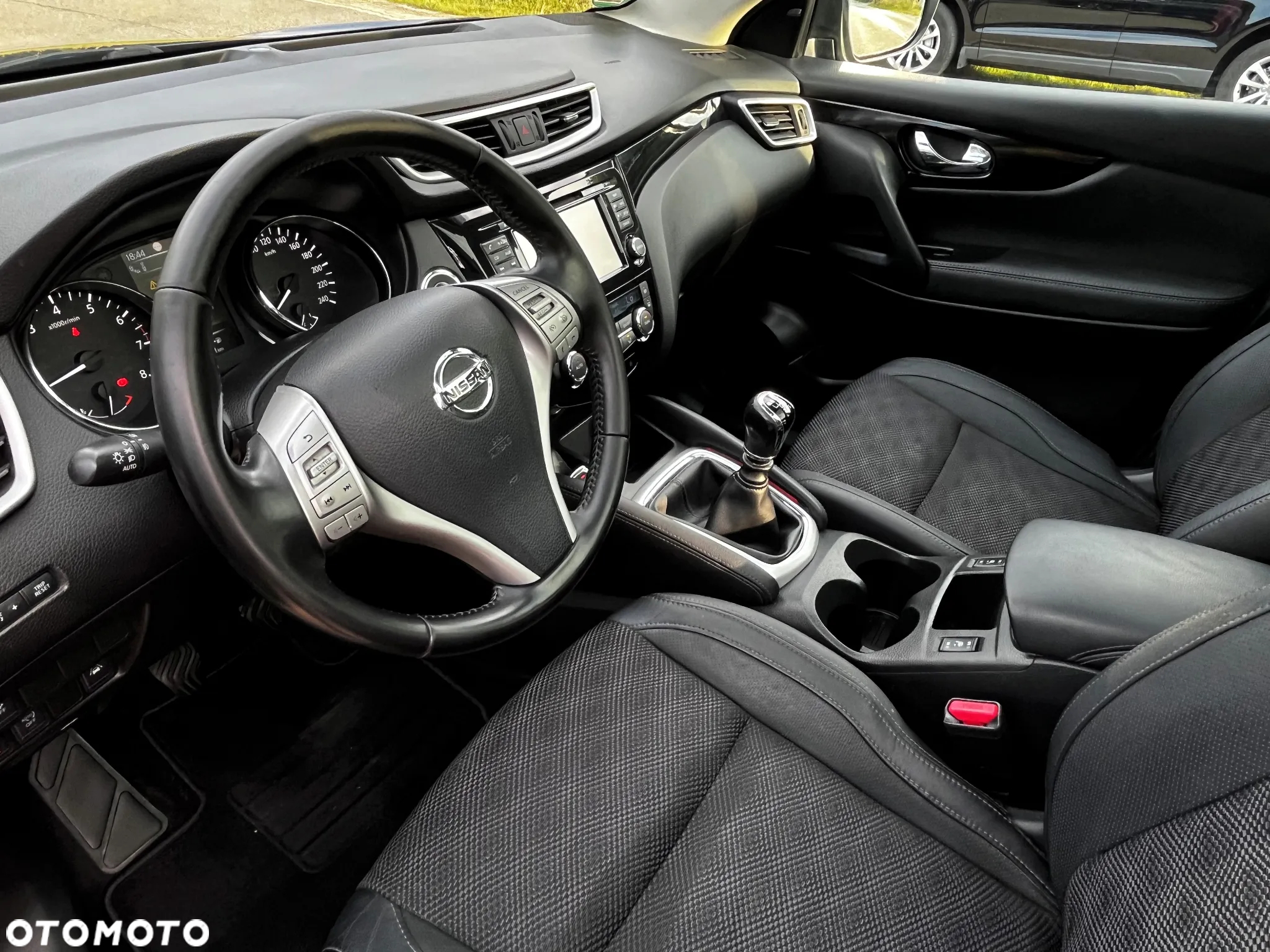 Nissan Qashqai 1.6 DIG-T Tekna+ - 5
