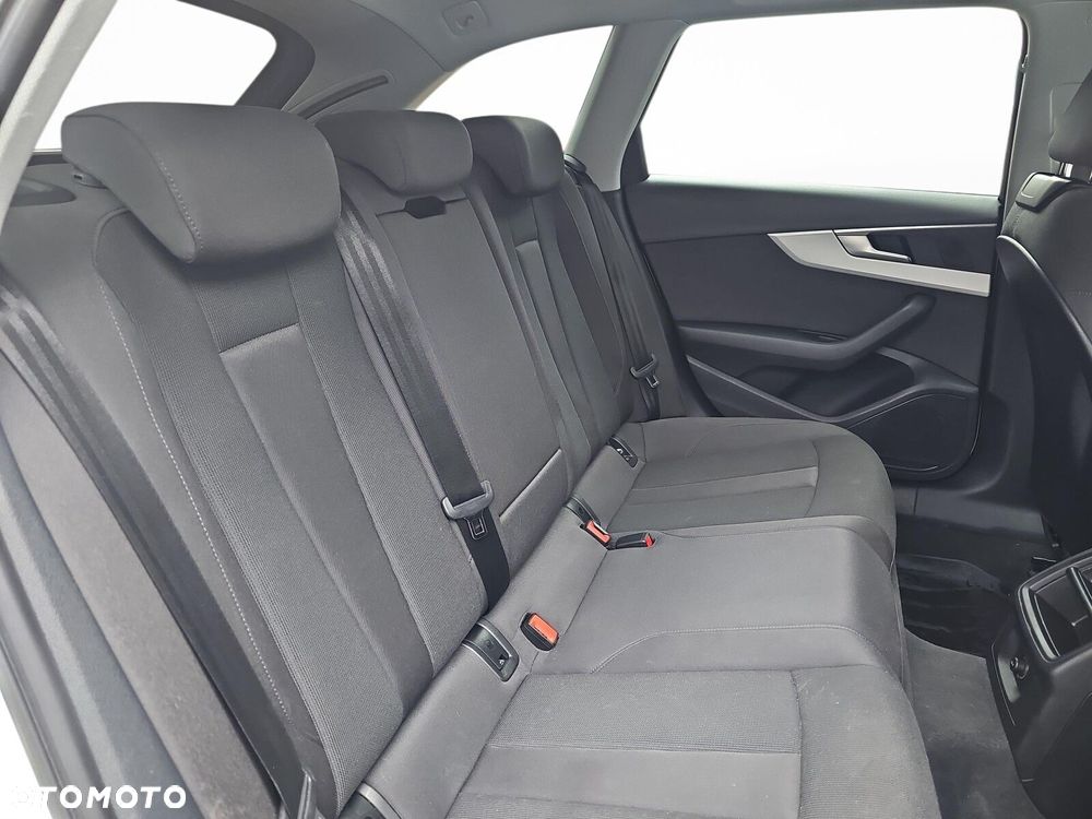 Audi A4 Avant - 28