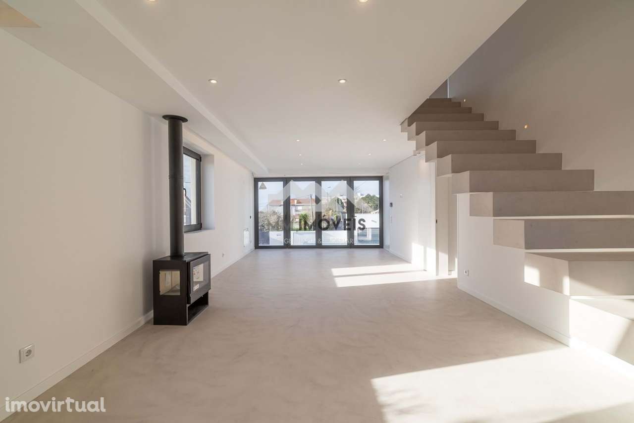 Moradia T3+1 | NOVA | Piscina | Francelos | 4 Frentes | Box | Praia - Grande imagem: 5/60