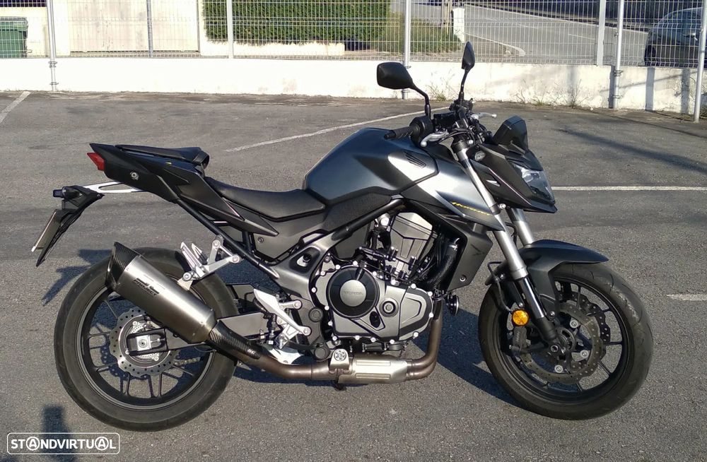 Honda CB 750 HORNET - 11