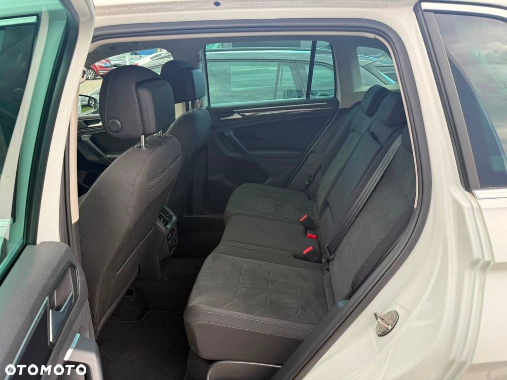 Volkswagen Tiguan 2.0 TSI 4Mot Elegance DSG - 20