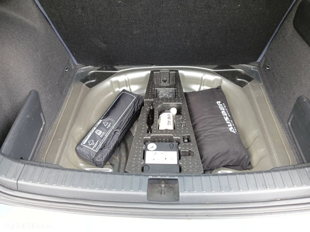 Skoda Karoq 1.5 TSI ACT DSG Ambition - 33