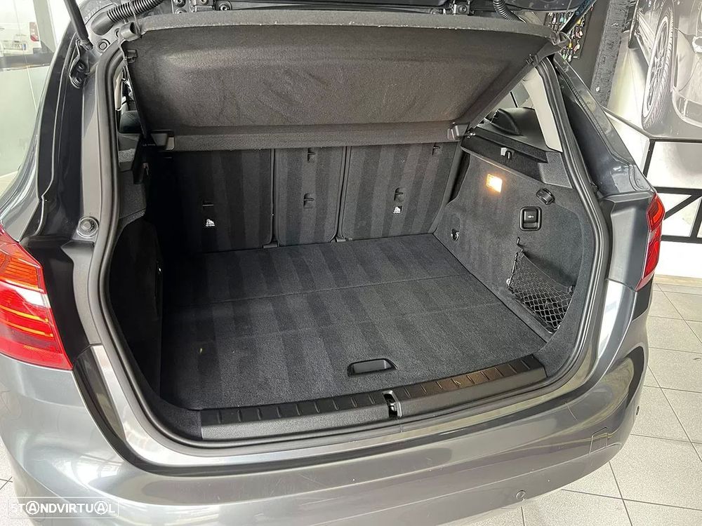 BMW 214 Active Tourer d Advantage - 21