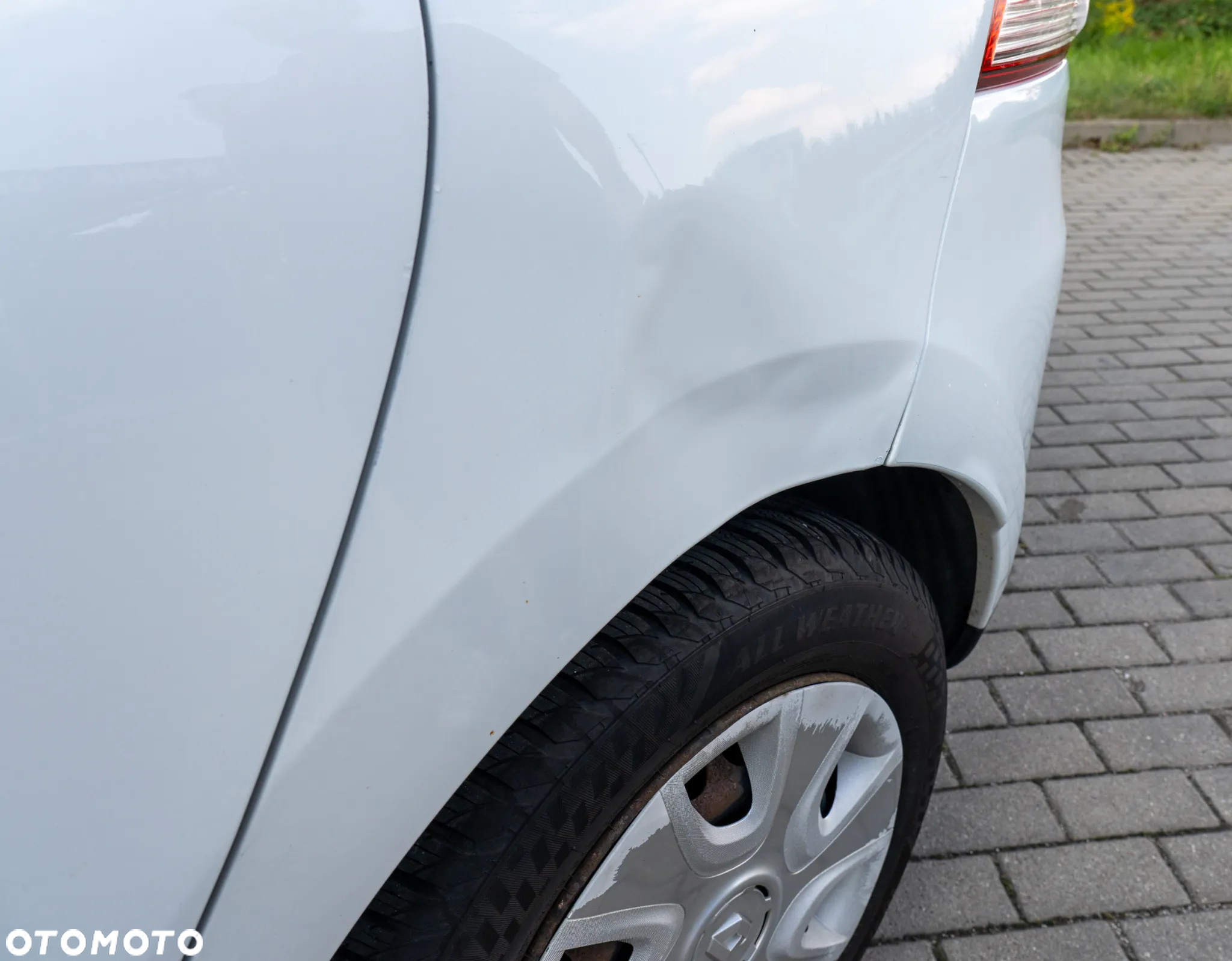 Renault Clio - 16