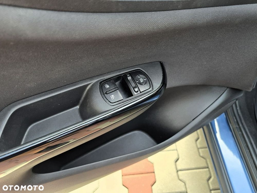 Opel Corsa 1.4 Automatik Innovation - 21