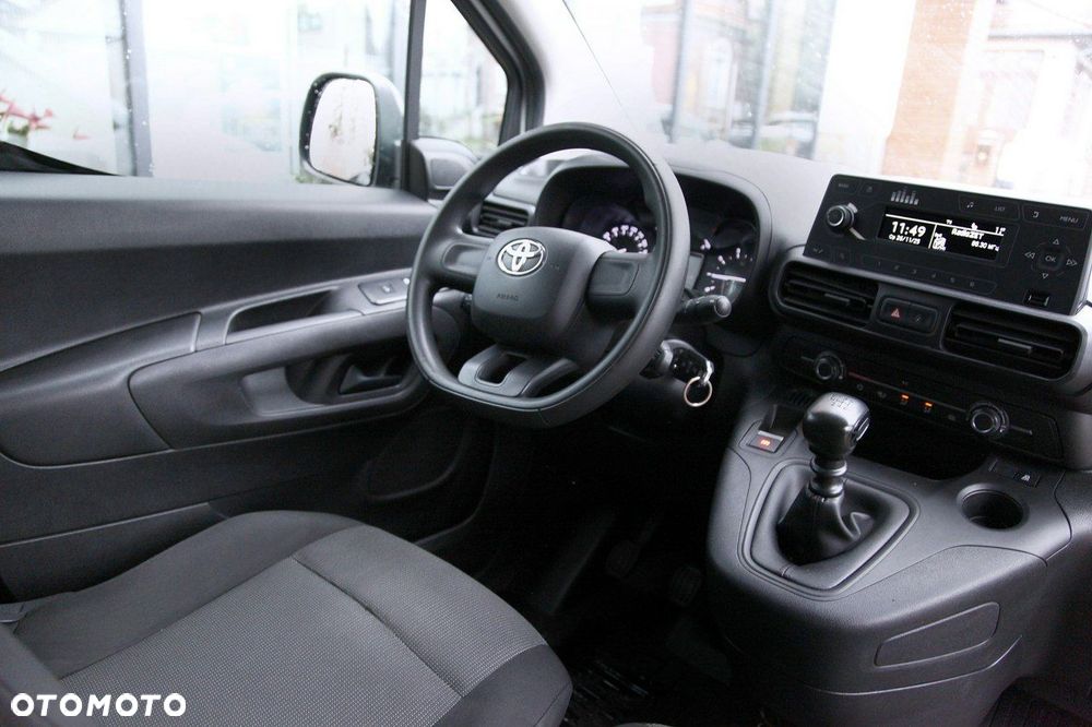 Toyota Proace City - 11