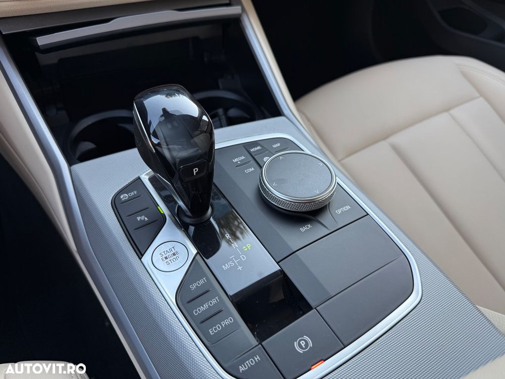 BMW Seria 3 320d xDrive AT MHEV - 26