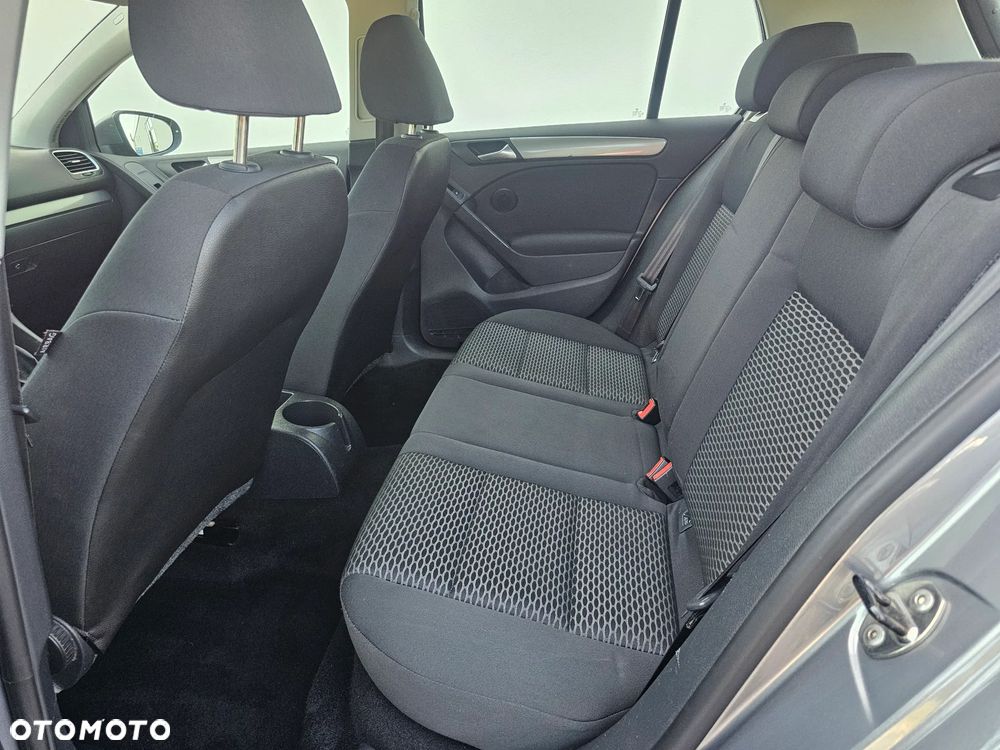 Volkswagen Golf 2.0 TDI DPF Comfortline - 13