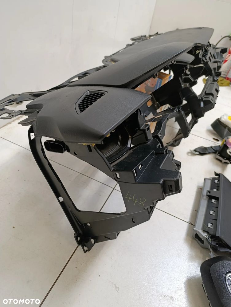 Deska konsola poduszki pasy orginał Toyota Corolla E21 - 2