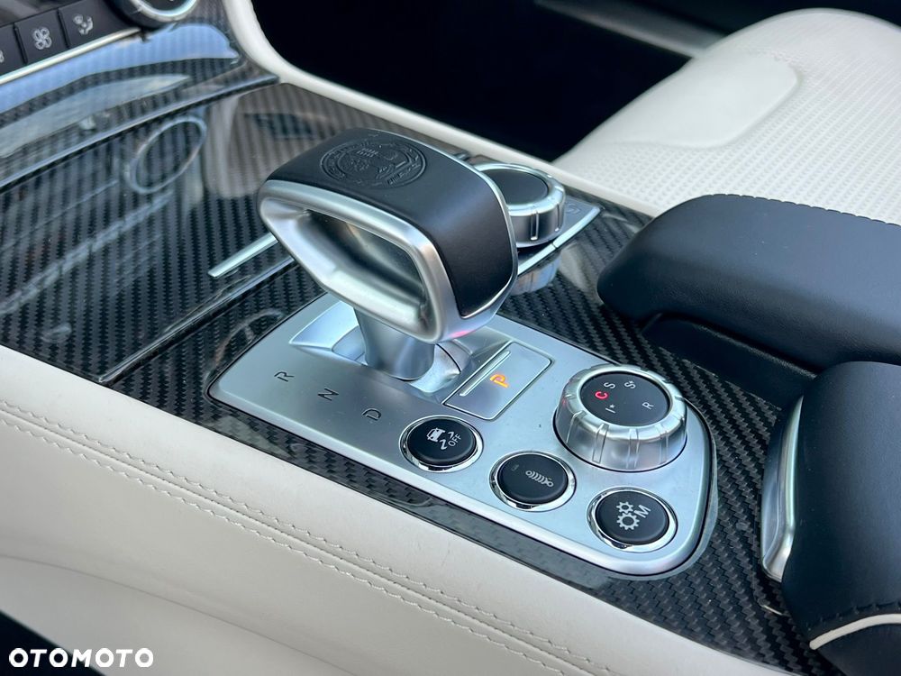 Mercedes-Benz SL 63 AMG - 25