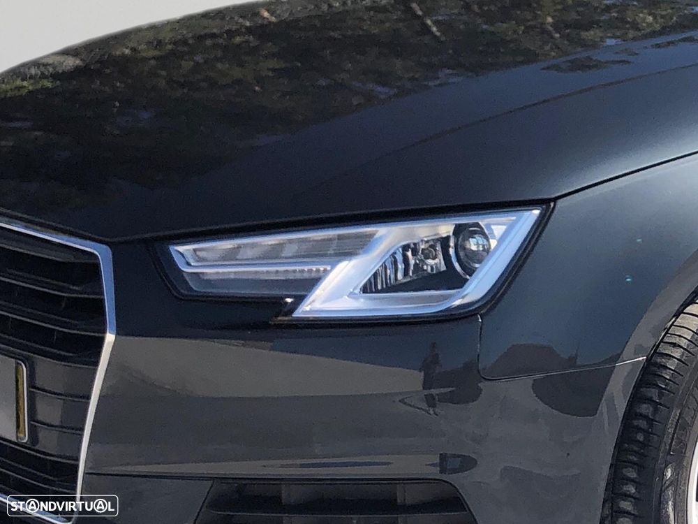 Audi A4 2.0 TDI Design S tronic - 5