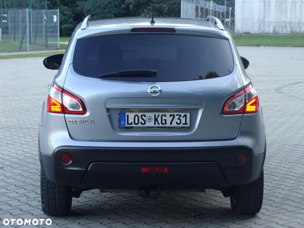 Nissan Qashqai - 25