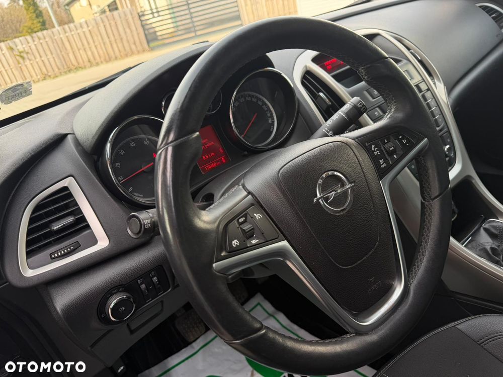 Opel Astra ver-1-4-turbo-cosmo - 16