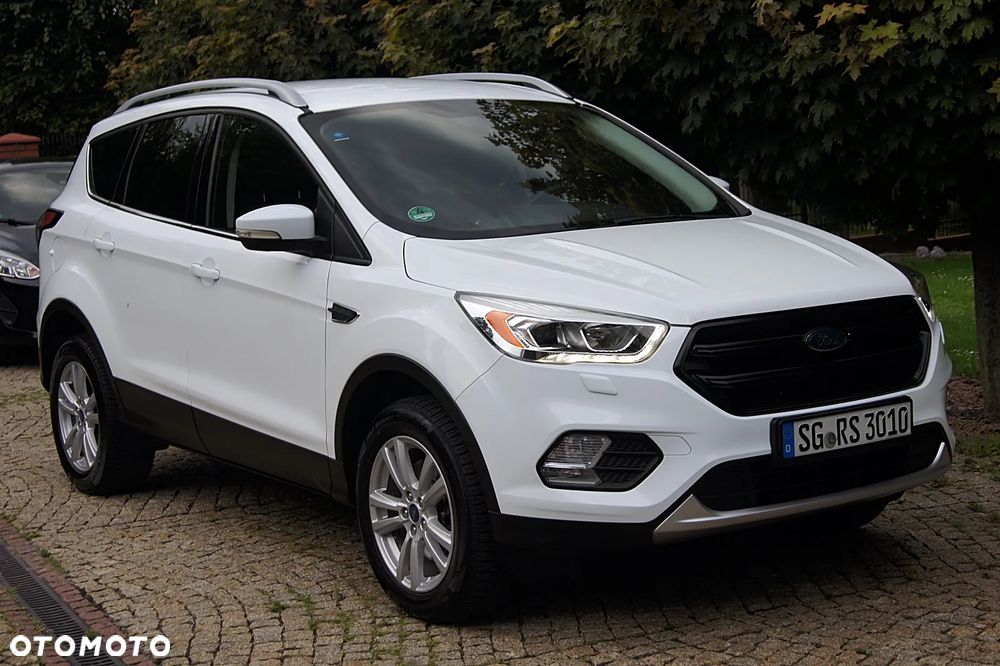 Ford Kuga - 16