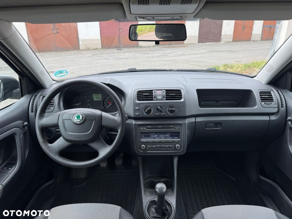 Skoda Fabia 1.4 16V Comfort - 8