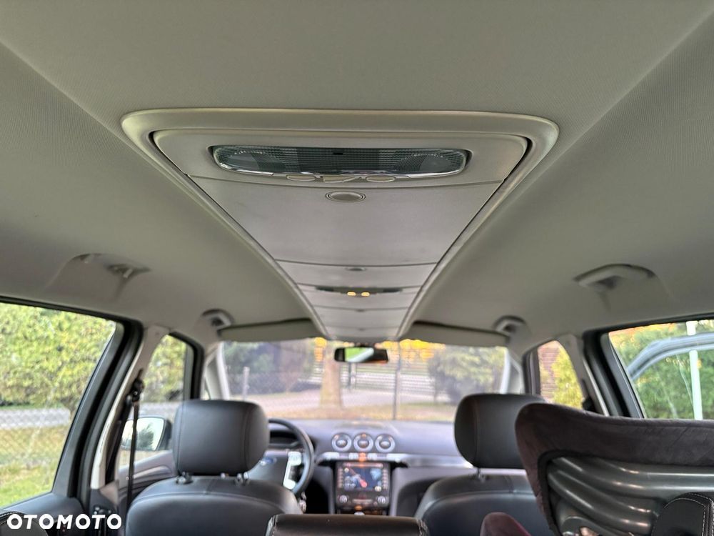Ford Galaxy 2.0 TDCi Platinium X (Ghia) - 12