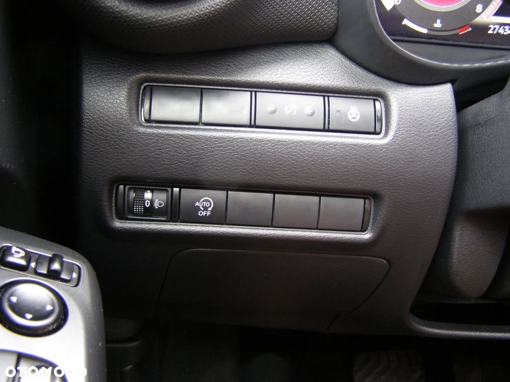 Nissan Juke 1.0 DIG-T N-Connecta DCT - 13