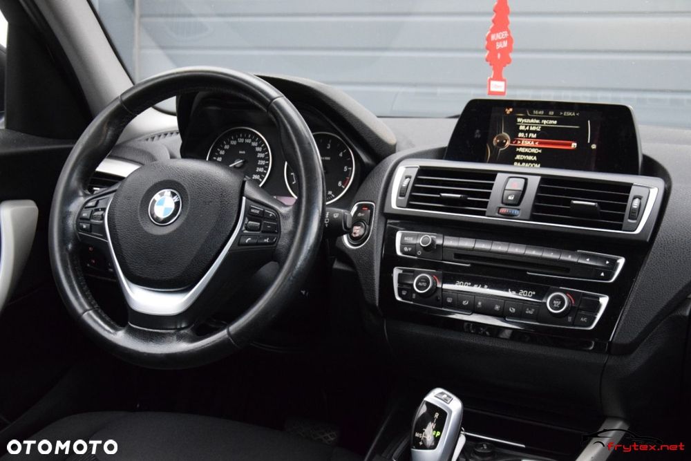 BMW Seria 1 - 25