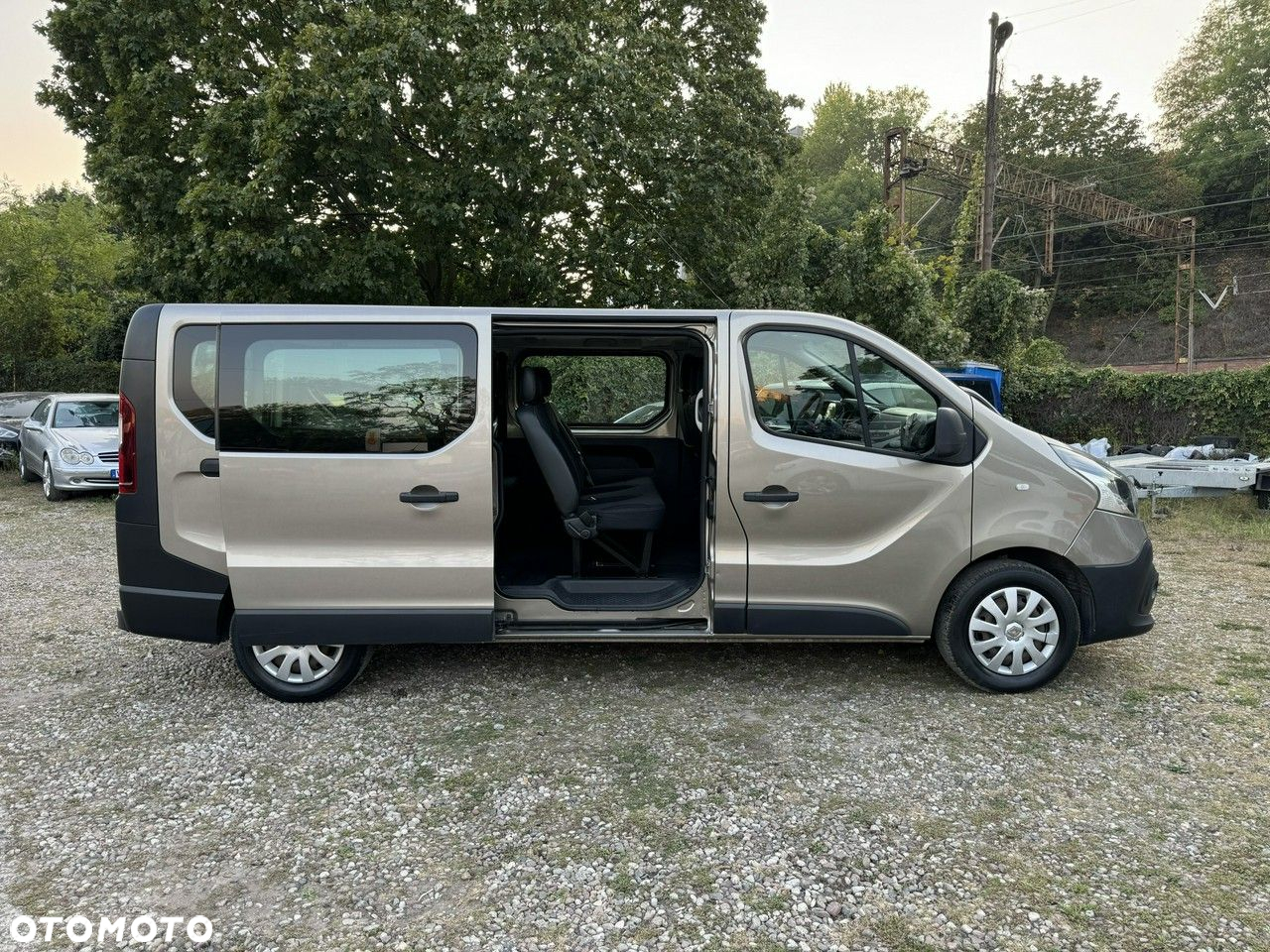 Renault Trafic - 6