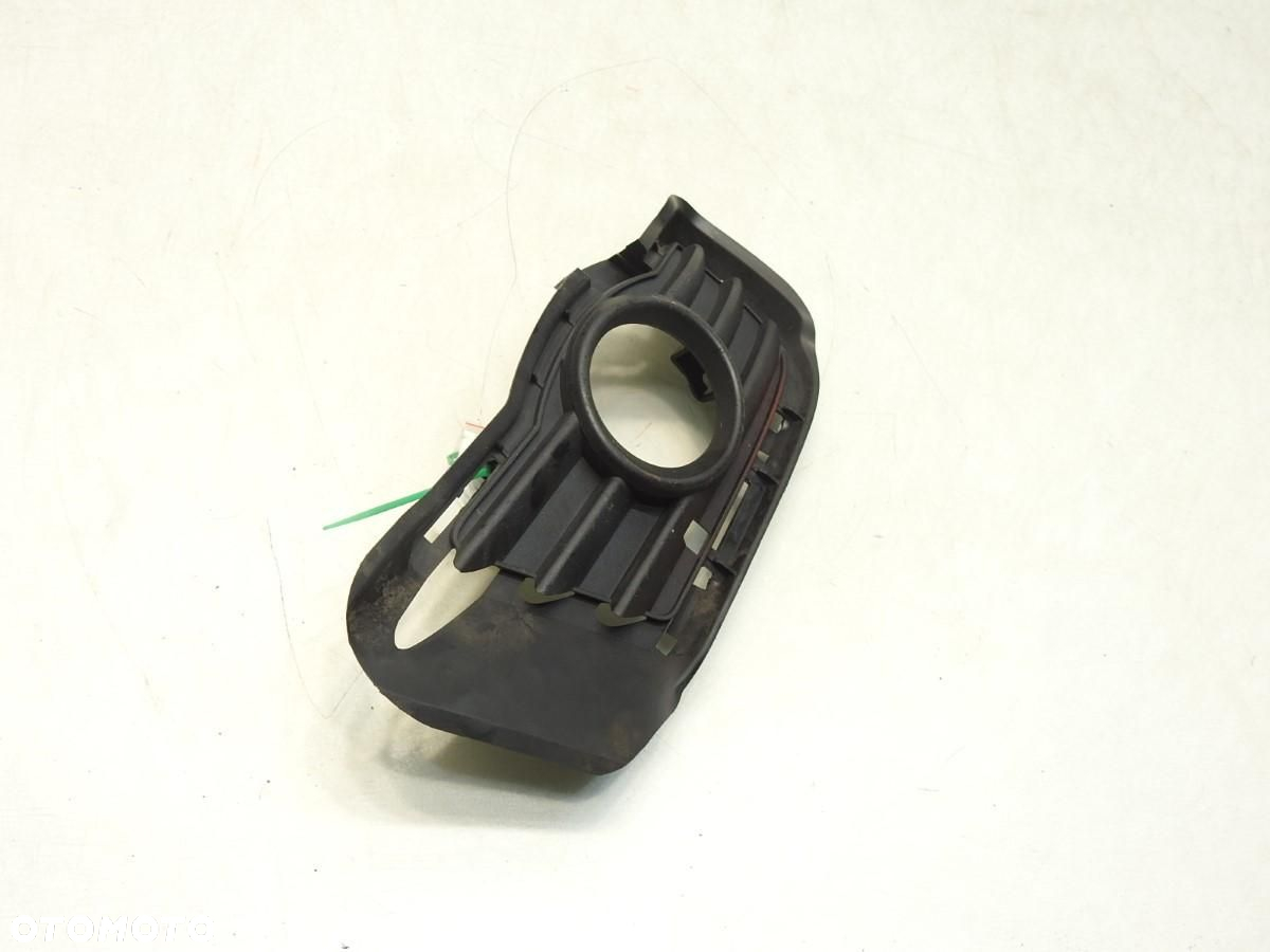 KRATKA ZDERZAKA PRAWY PRZÓD MERCEDES W204 A2048850223 - 6