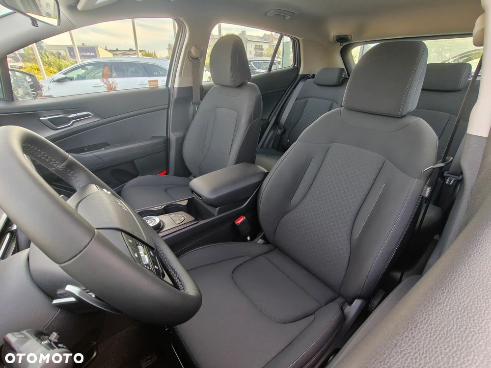 Kia Sportage 1.6 T-GDI HEV M 2WD - 10