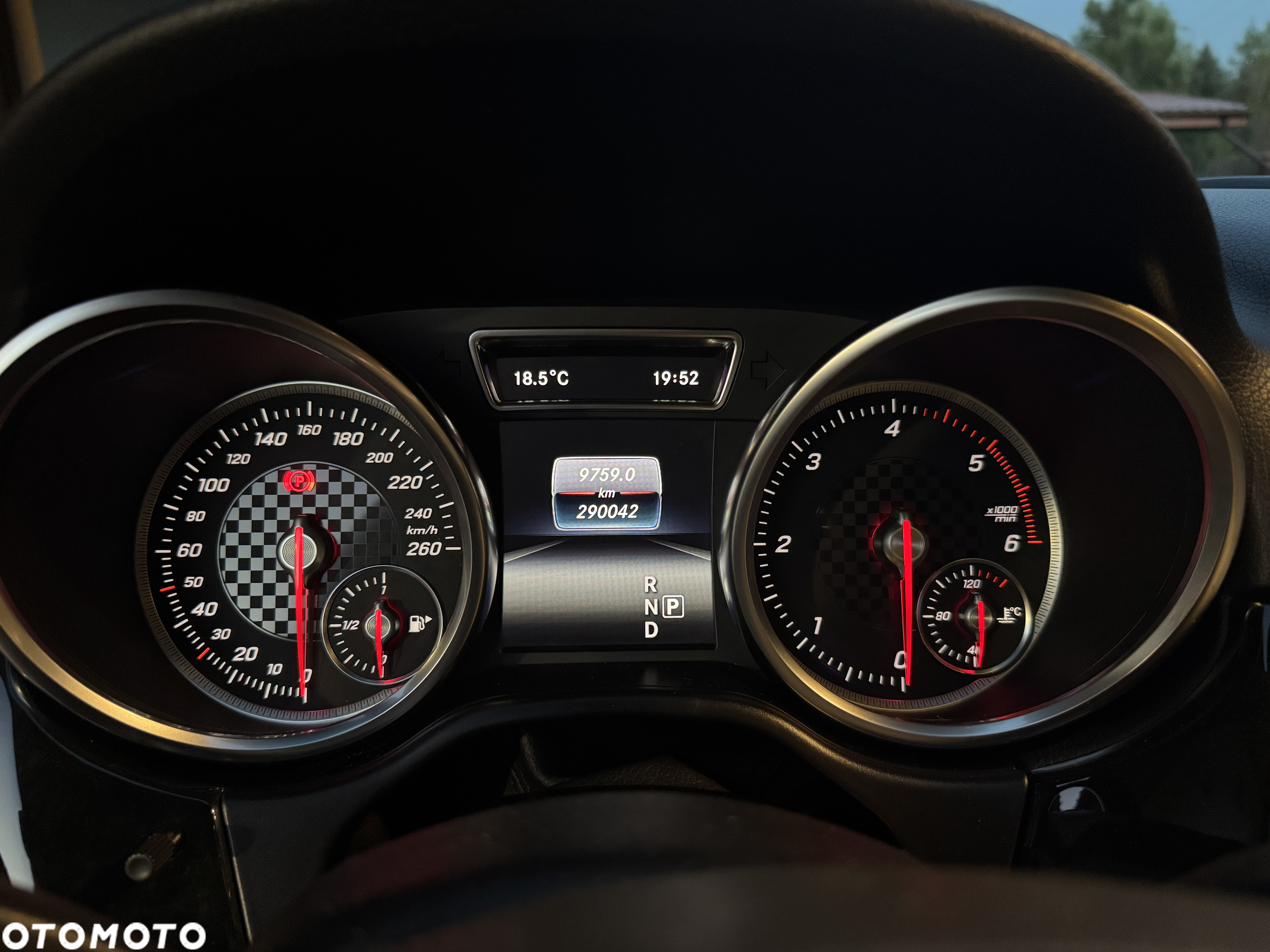 Mercedes-Benz GLE 350 d 4-Matic - 14