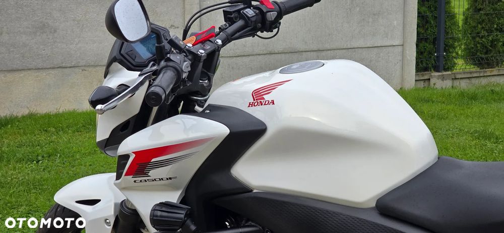 Honda CB - 15