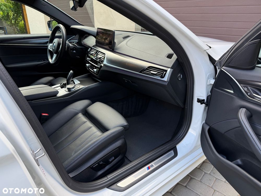 BMW Seria 5 530i GPF M Sport sport - 29