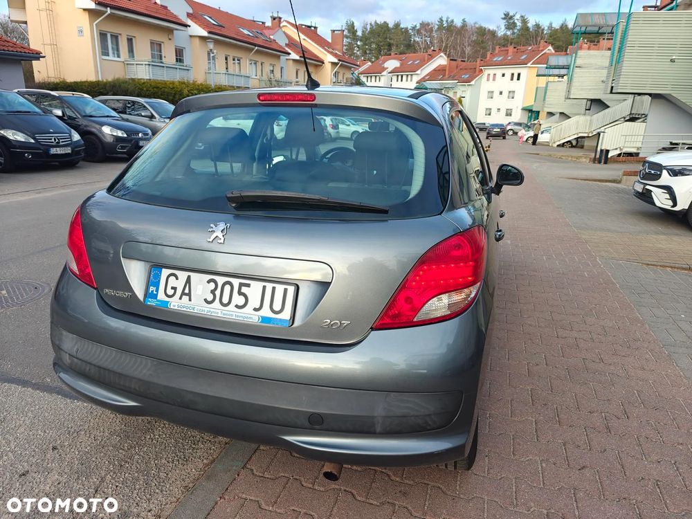 Peugeot 207 1.4 16V Trendy - 4