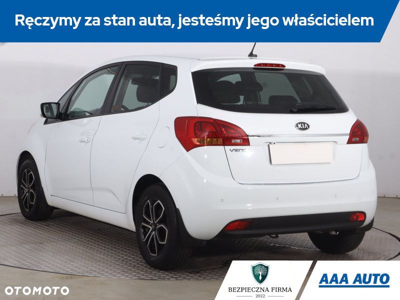 Kia Venga - 6
