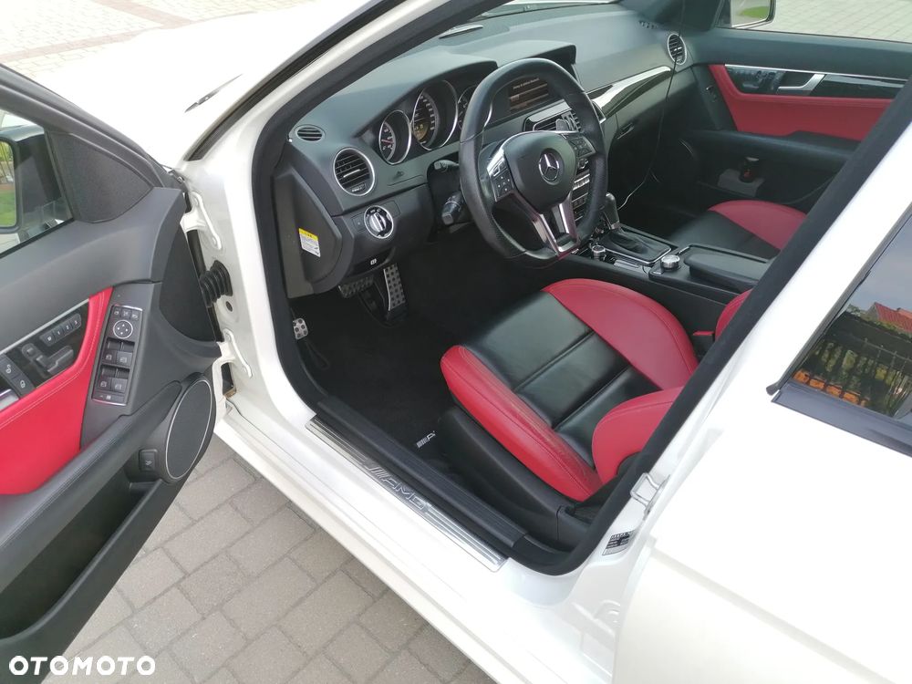 Mercedes-Benz Klasa C 63 AMG AMG SPEEDSHIFT MCT - 12