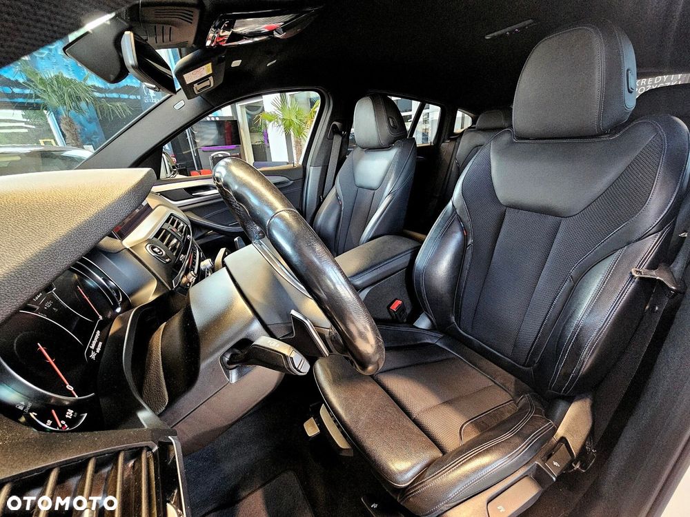 BMW X4 - 11